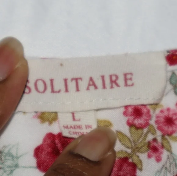 Anthropologie Solitaire Red Floral Peasant/Bohemian Blouse. Large. - Picture 4 of 11